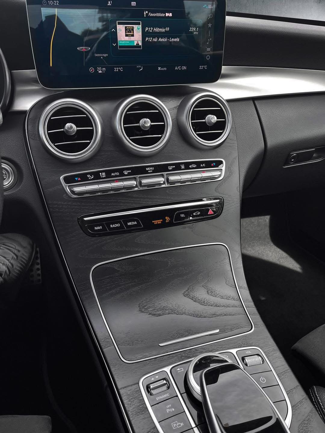 Mercedes-Benz C300 AMG hybride - Bild 16