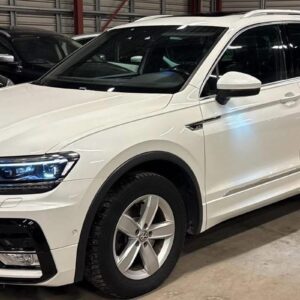 Volkswagen Tiguan 2xR-Line / 4Motion / Caméra / Vue panoramique / Navigation / Webasto